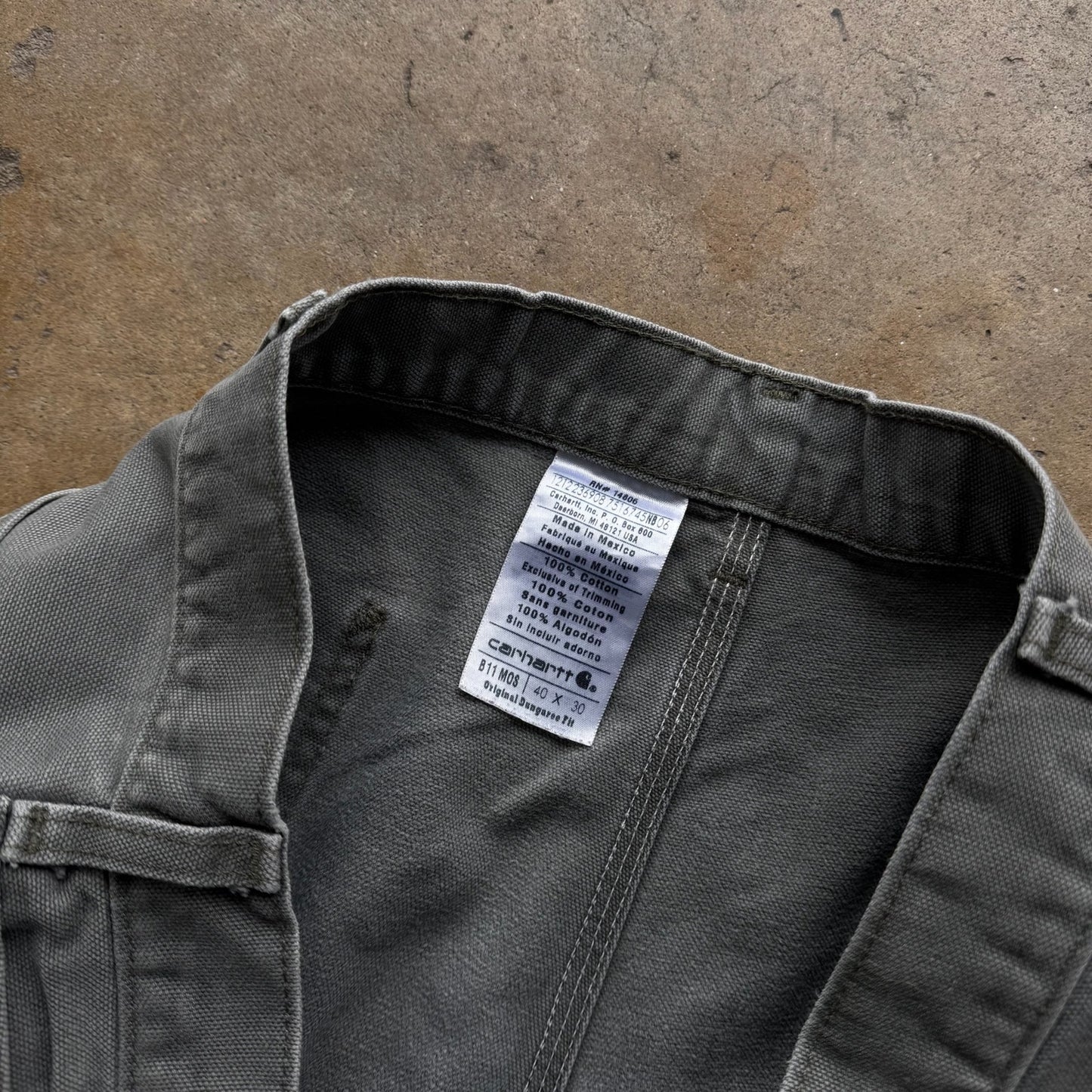 Carhartt Green faded carpenters size 40x30