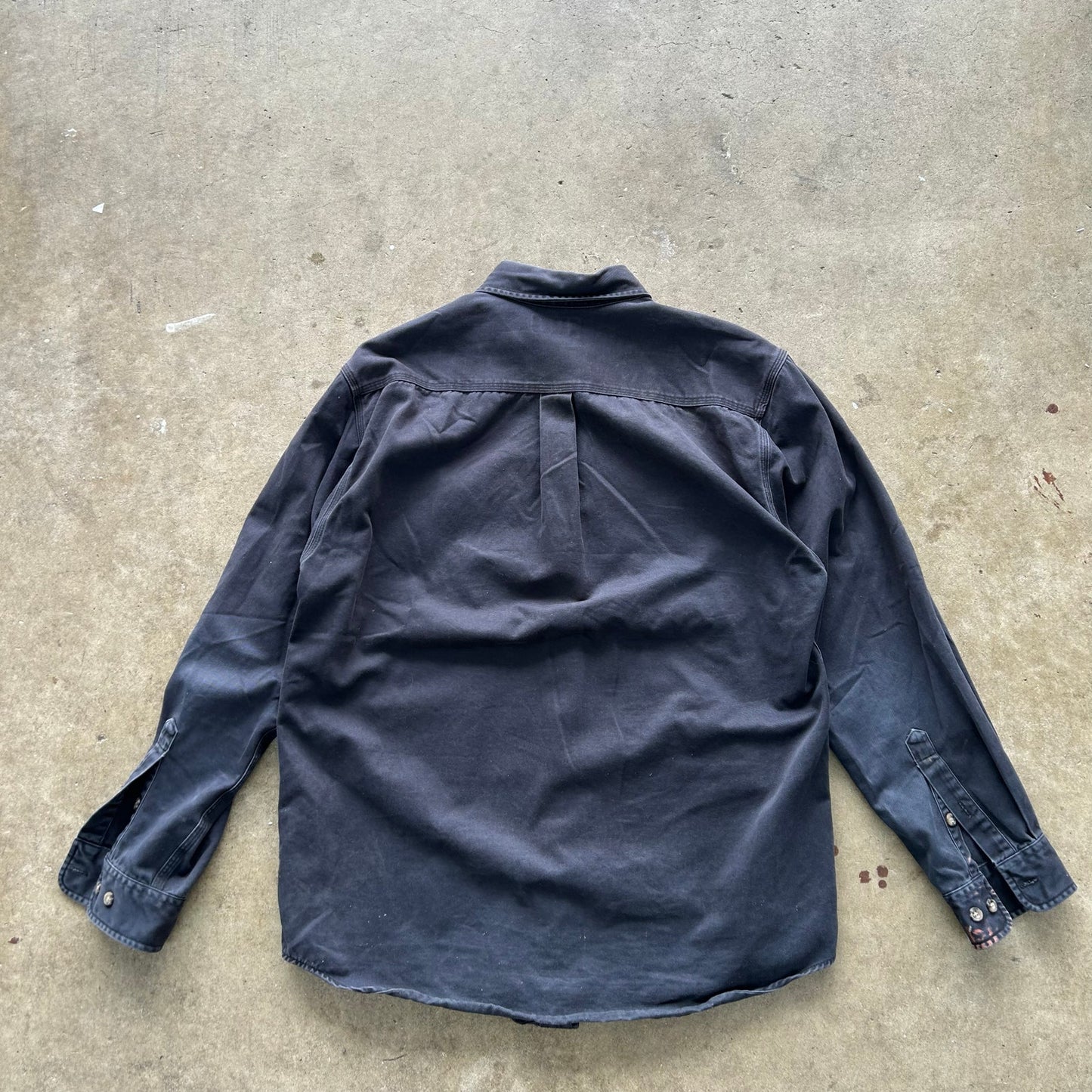 Carhartt button up shirt size medium