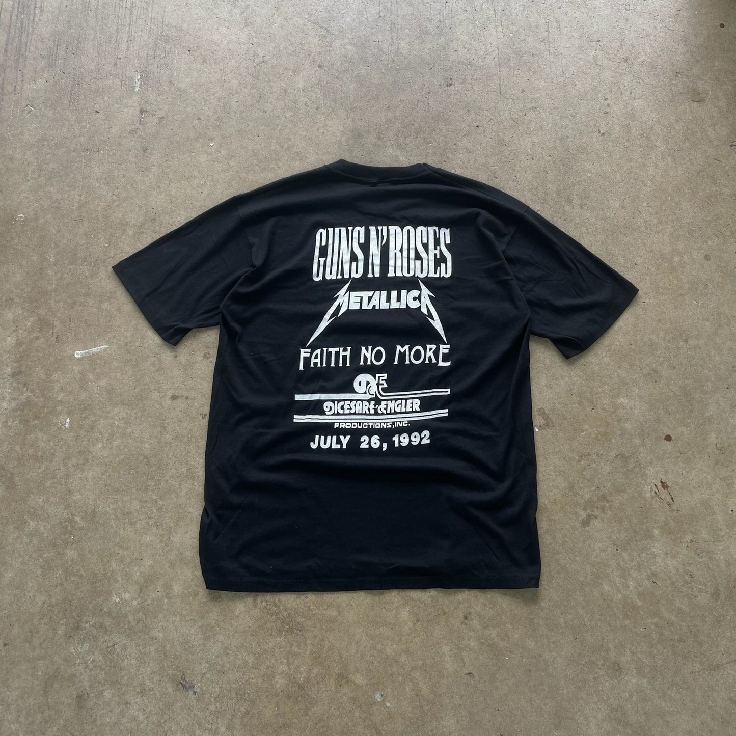 Metallica x Guns n Roses 1992 Faith no More Catering Staff T-shirt size XL