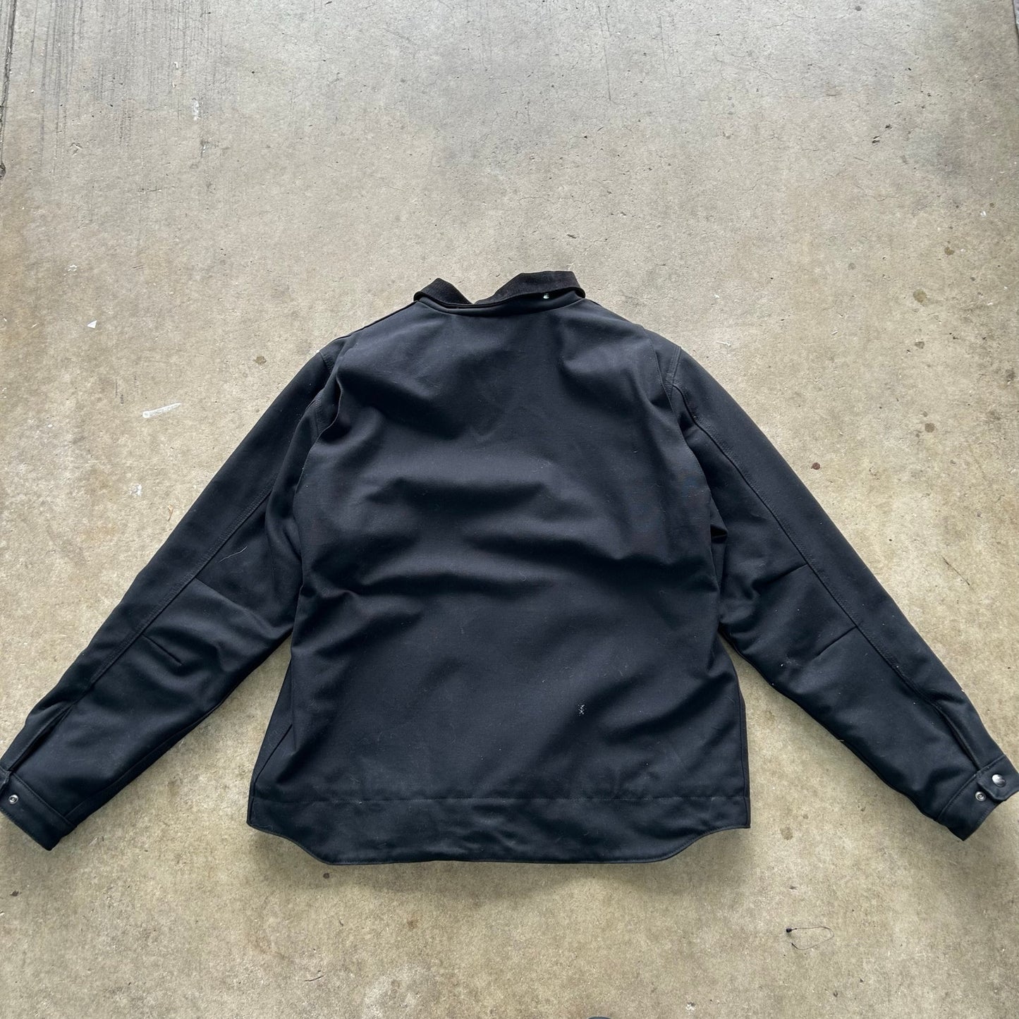 Carhartt carpet lined black workwear jacket size XL