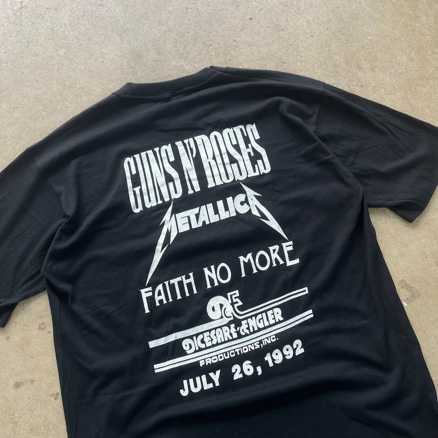 Metallica x Guns n Roses 1992 Faith no More Catering Staff T-shirt size XL
