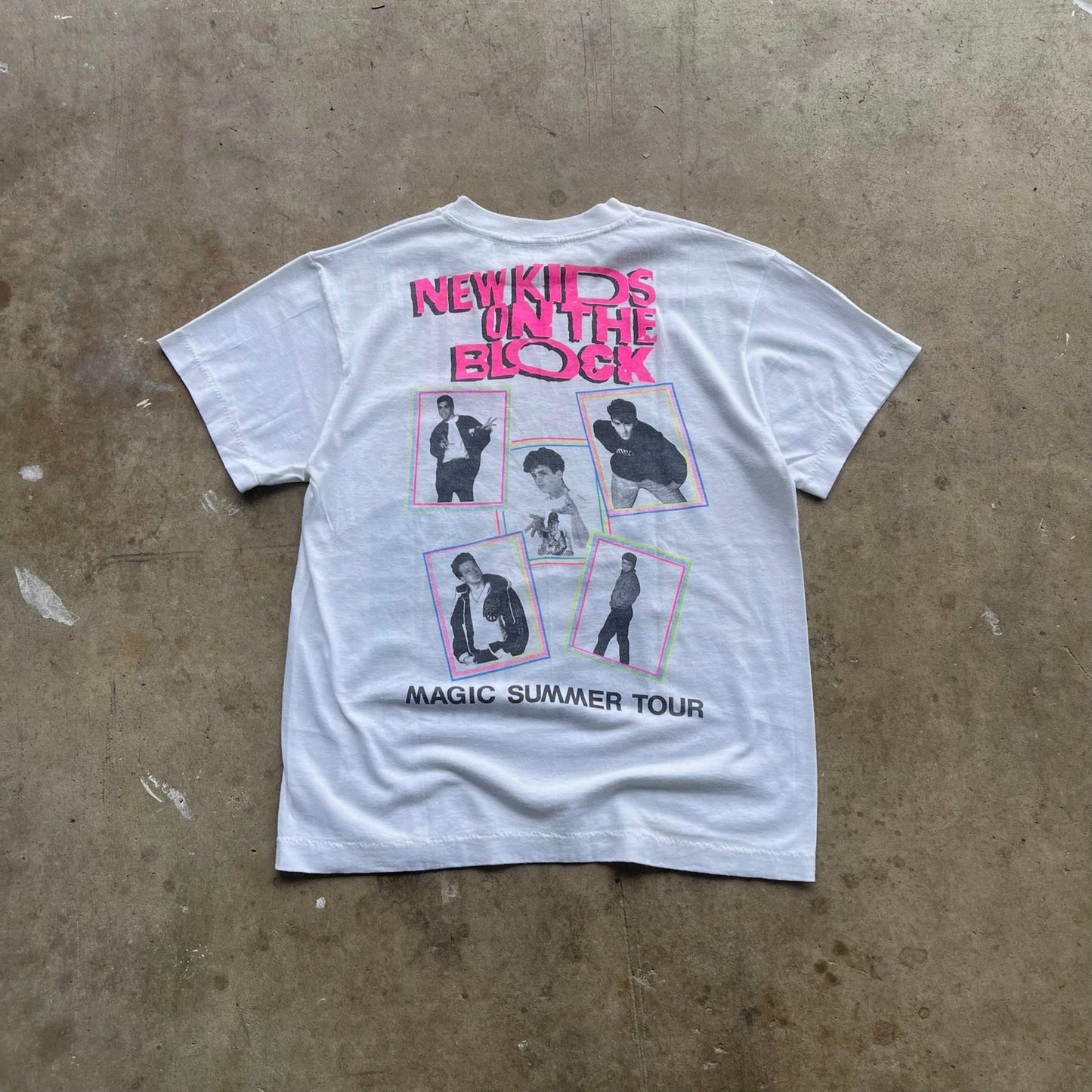 New Kids on the Block World Tour 1990 t-shirt Size L-XL