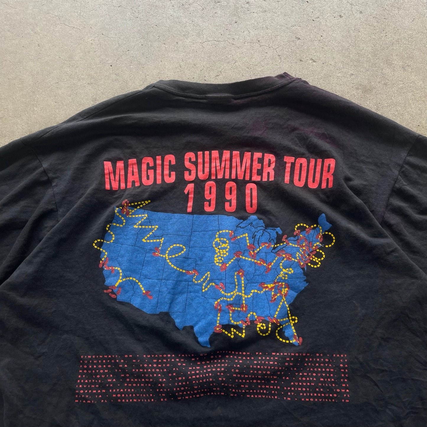 New Kids on the Block 1990 Magic Summer Tour T-shirt Size XL