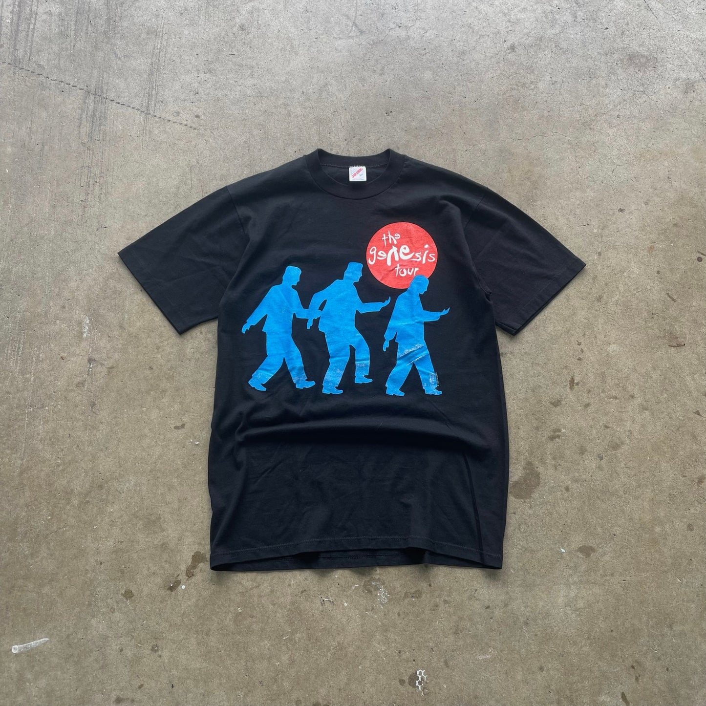The Genesis Tour 1992 Graphic t-shirt size Large
