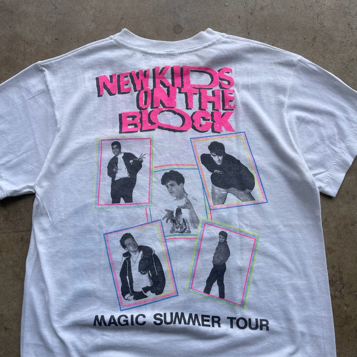 New Kids on the Block World Tour 1990 t-shirt Size L-XL