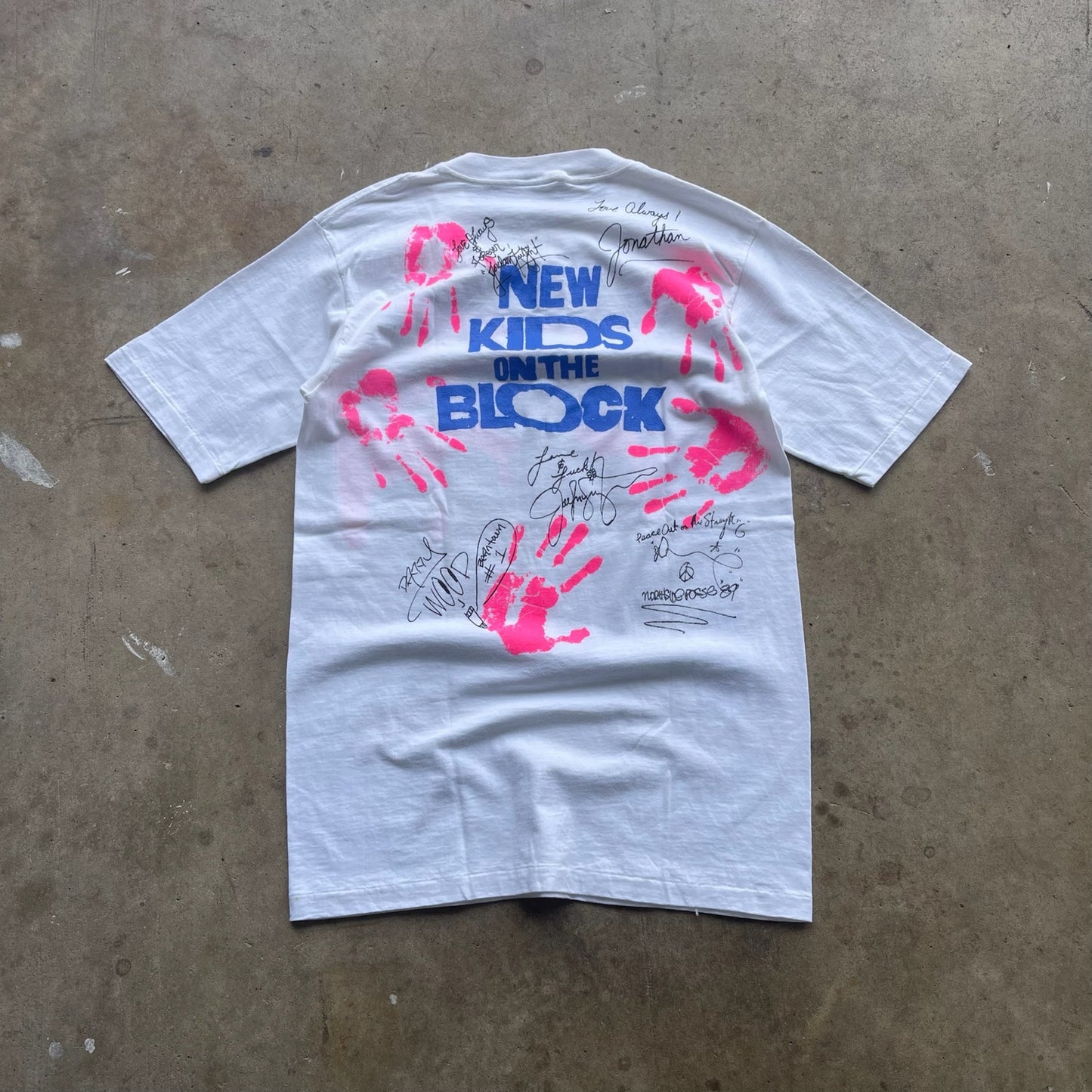 New Kids on the Block Hangin' tough 1989 T-shirt size Large