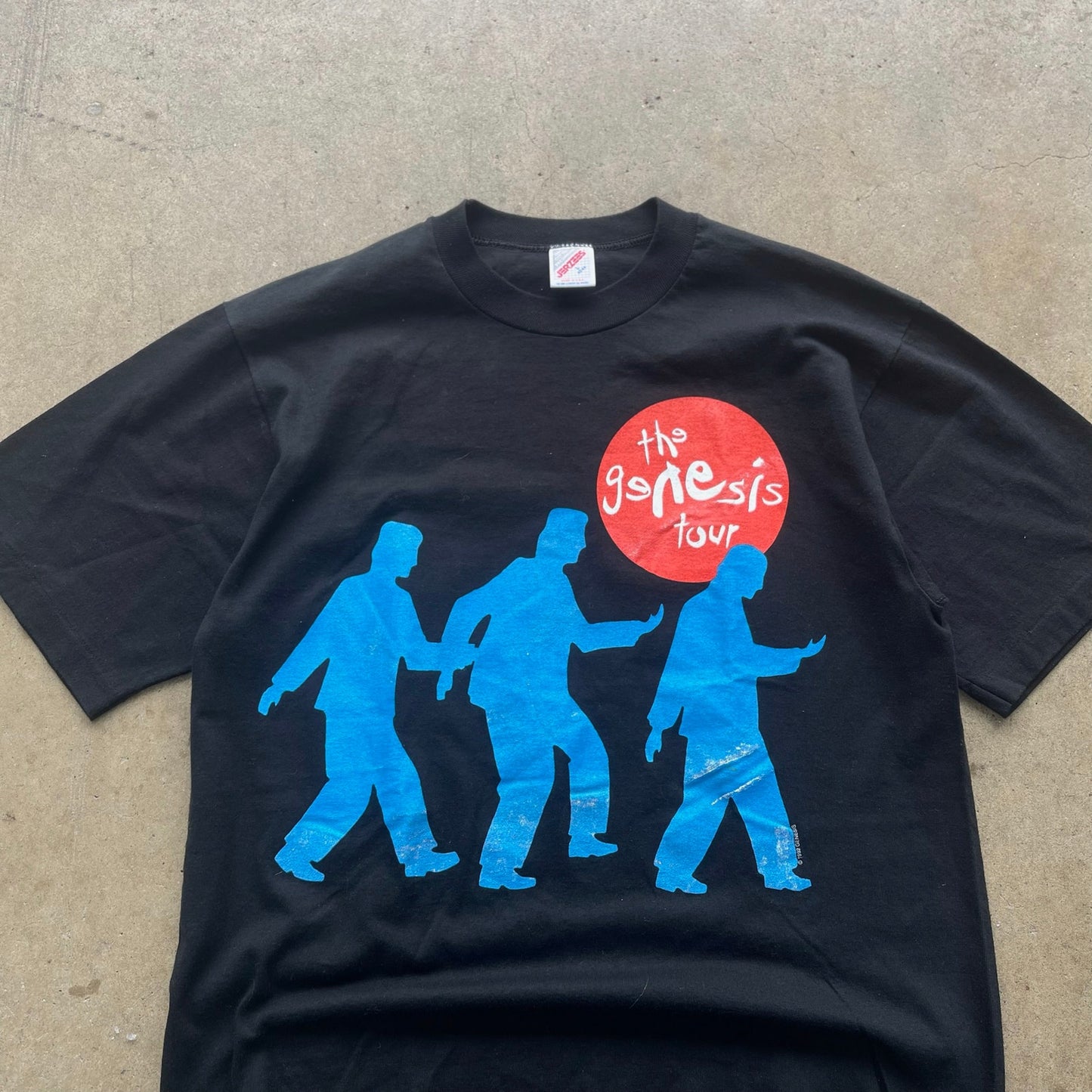 The Genesis Tour 1992 Graphic t-shirt size Large