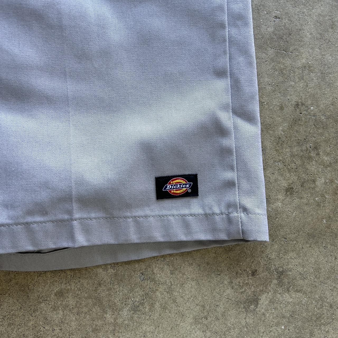 Vintage Dickies chino shorts size 32