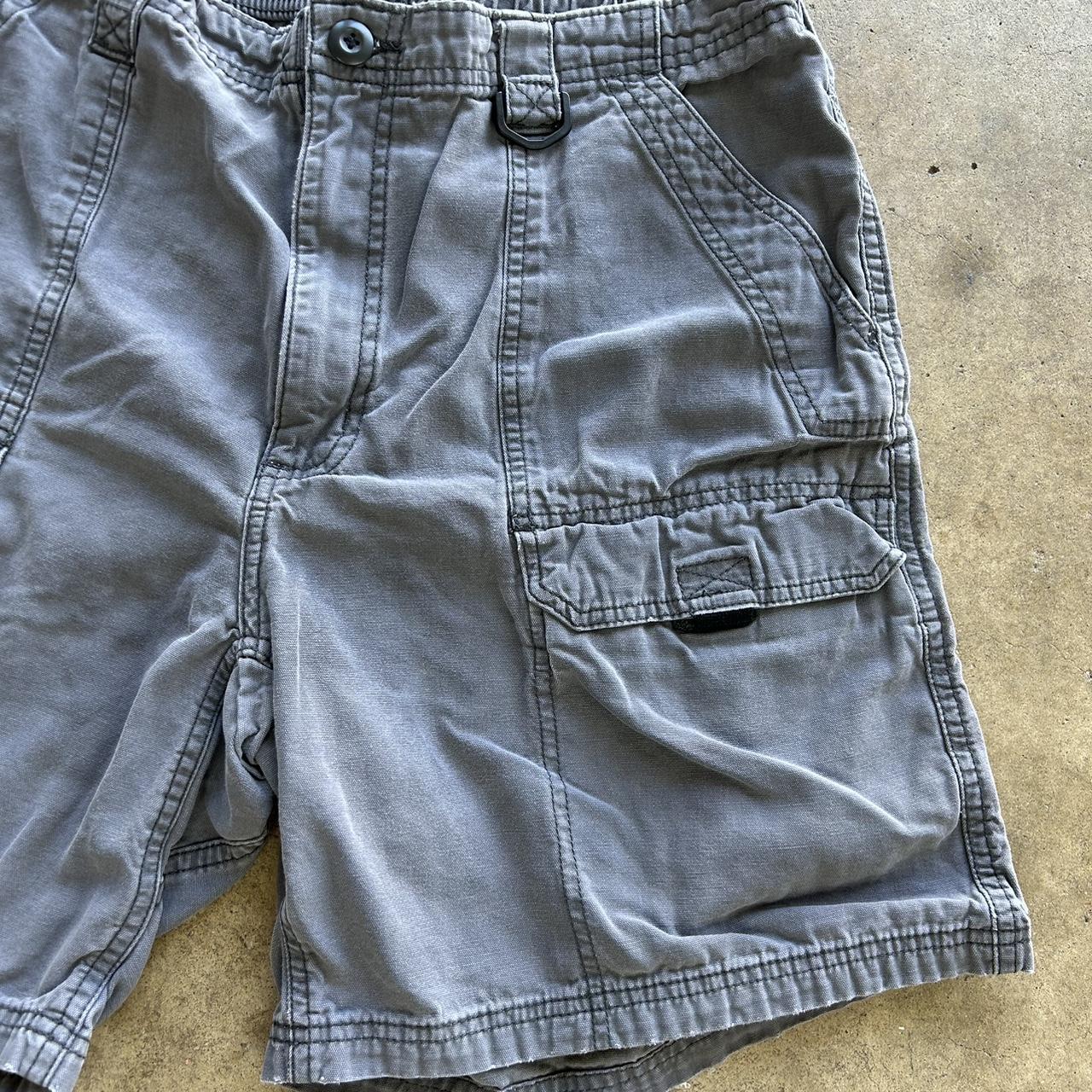 Men's Vintage Grey Wrangler Cargo Shorts Size 36