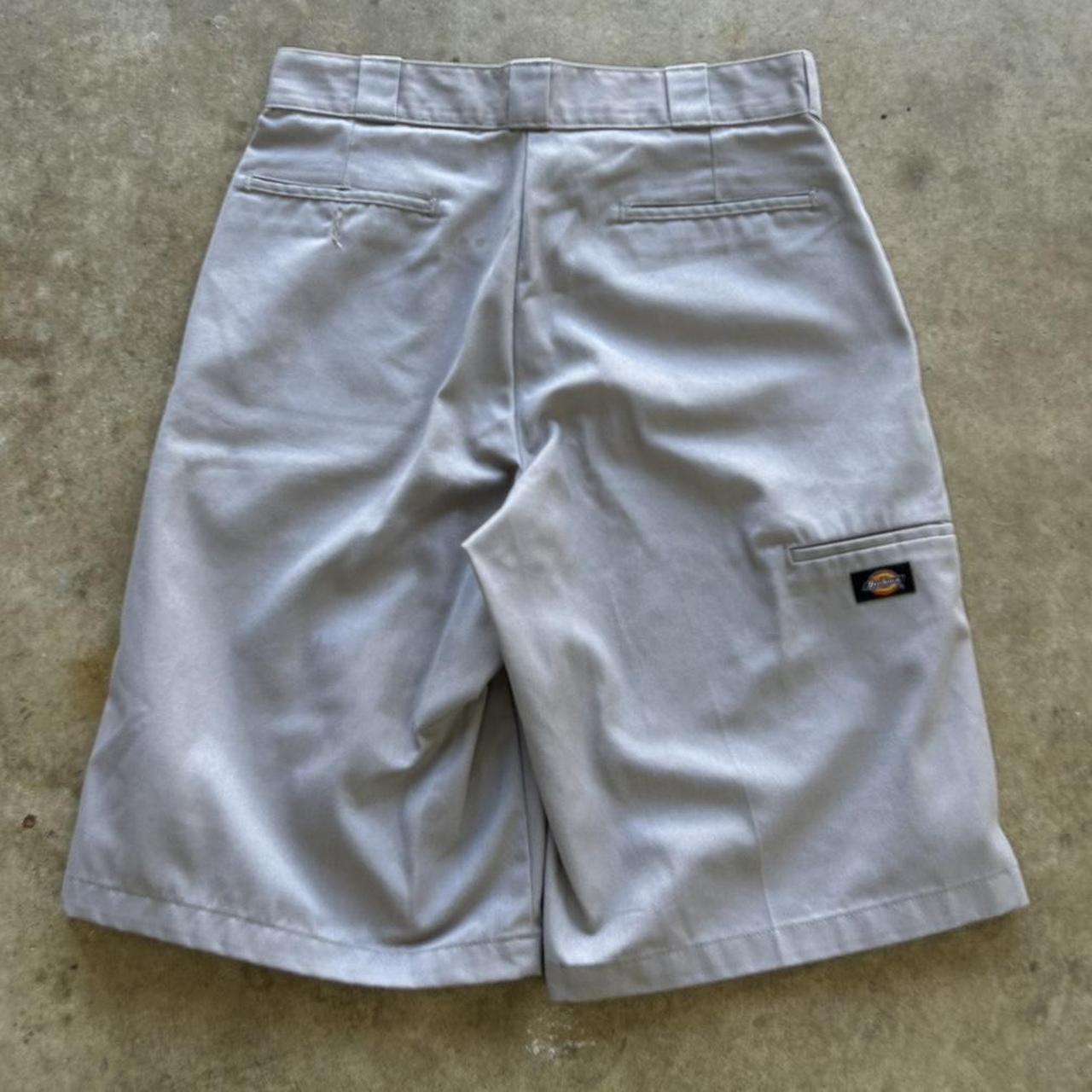 Vintage Dickies chino shorts size 32