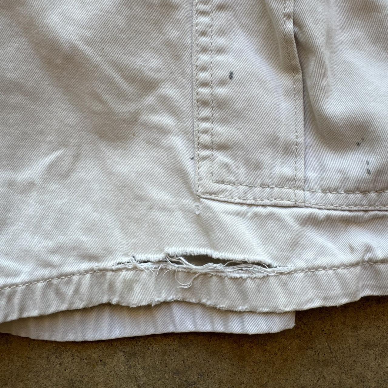 Men's Vintage 90's White Wrangler Cargo Shorts Size 36