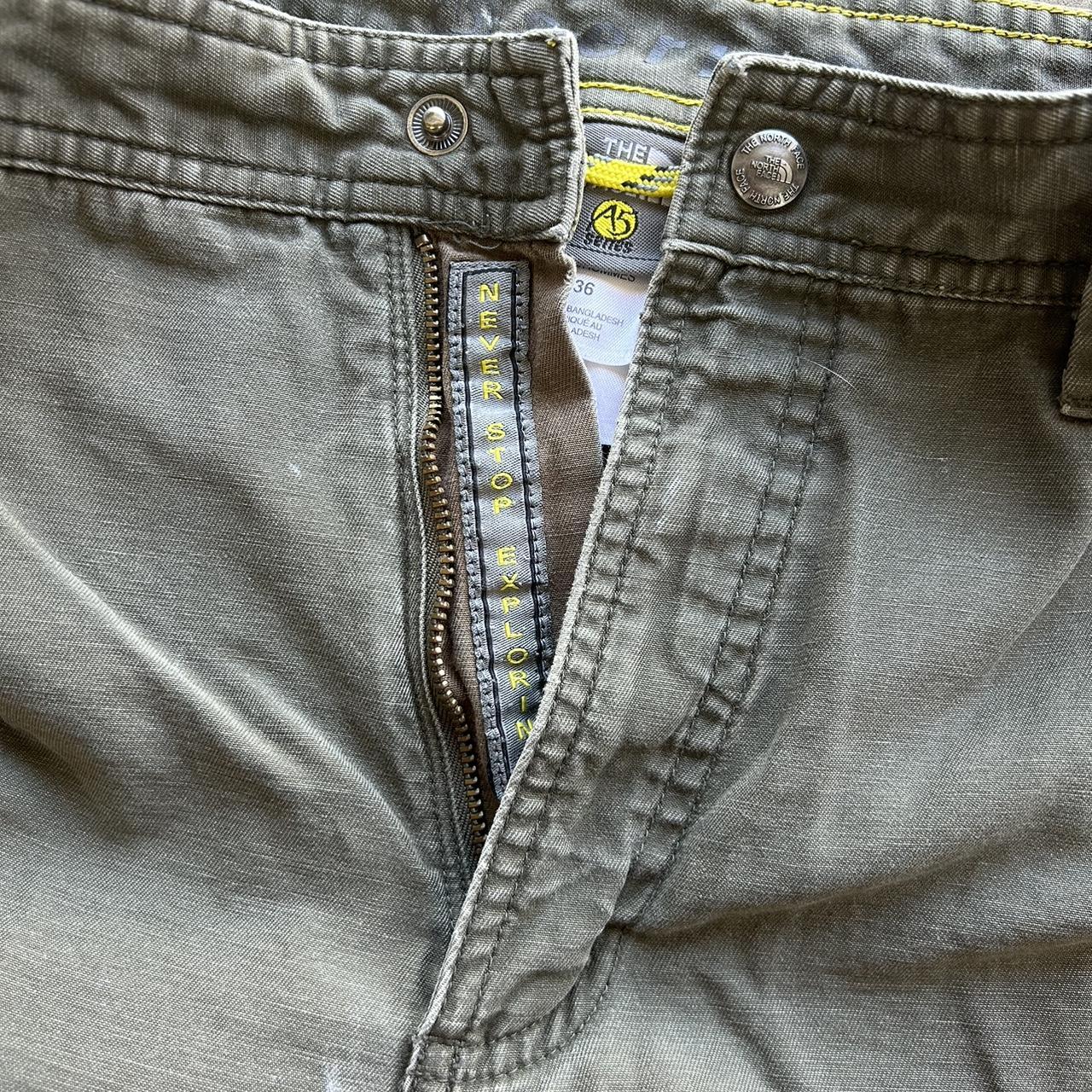 North Face A5 Series Cargo shorts Size 36