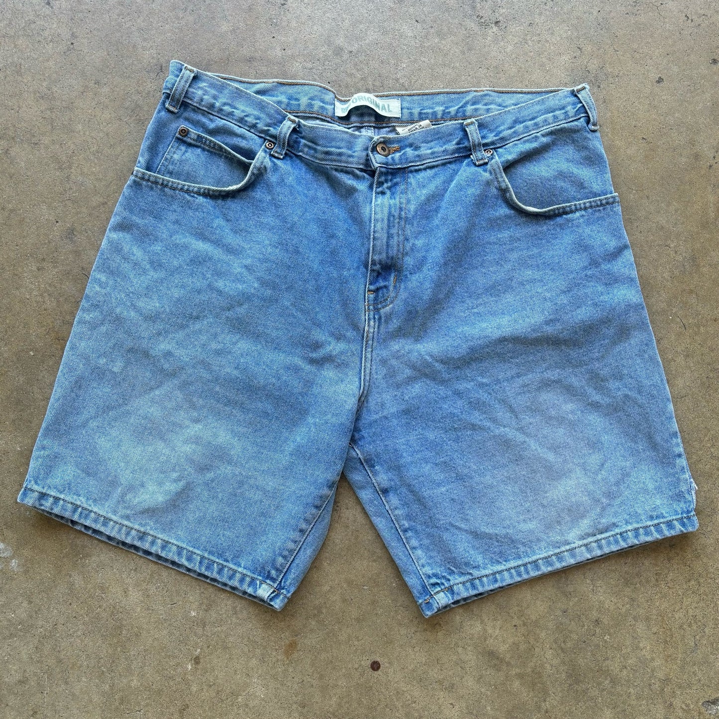 Men's Light Wash Faded Glory Jean Shorts size 38