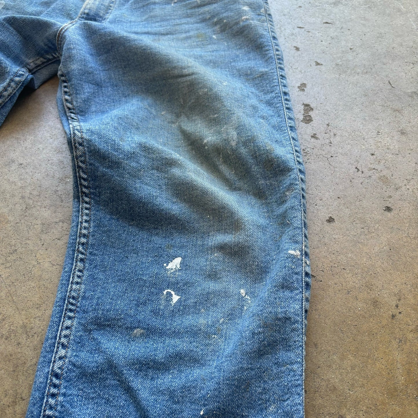 Vintage 90's Levi's 540 Paint splattered Jeans Size 36x29