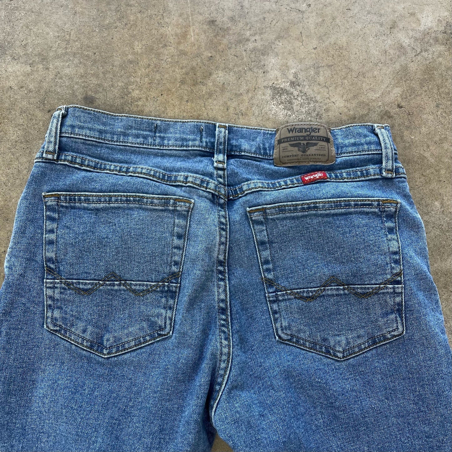 Wrangler Slim Fit Jeans With a Great Wash 29 x 30