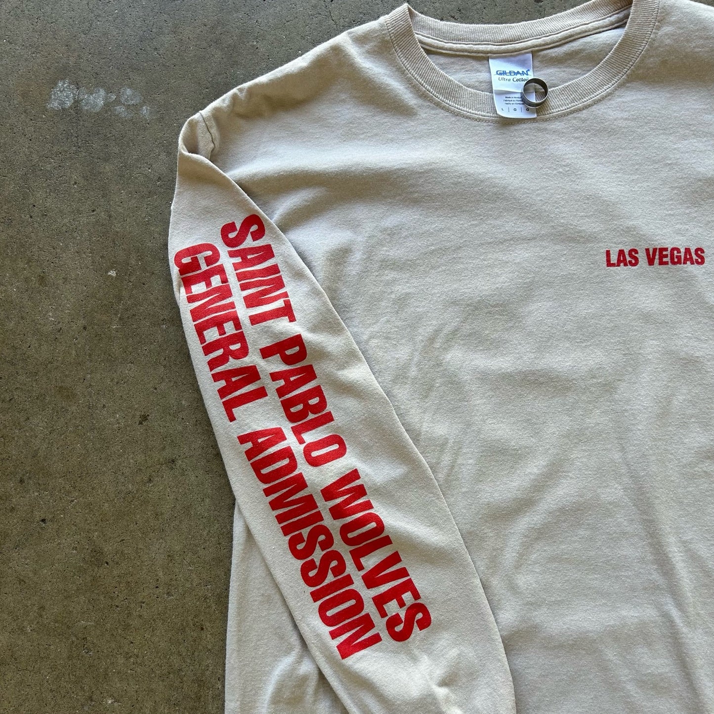 Kanye West TLOP Las Vegas 2016 Saint Pablo Wolves Long Sleeve Size Large