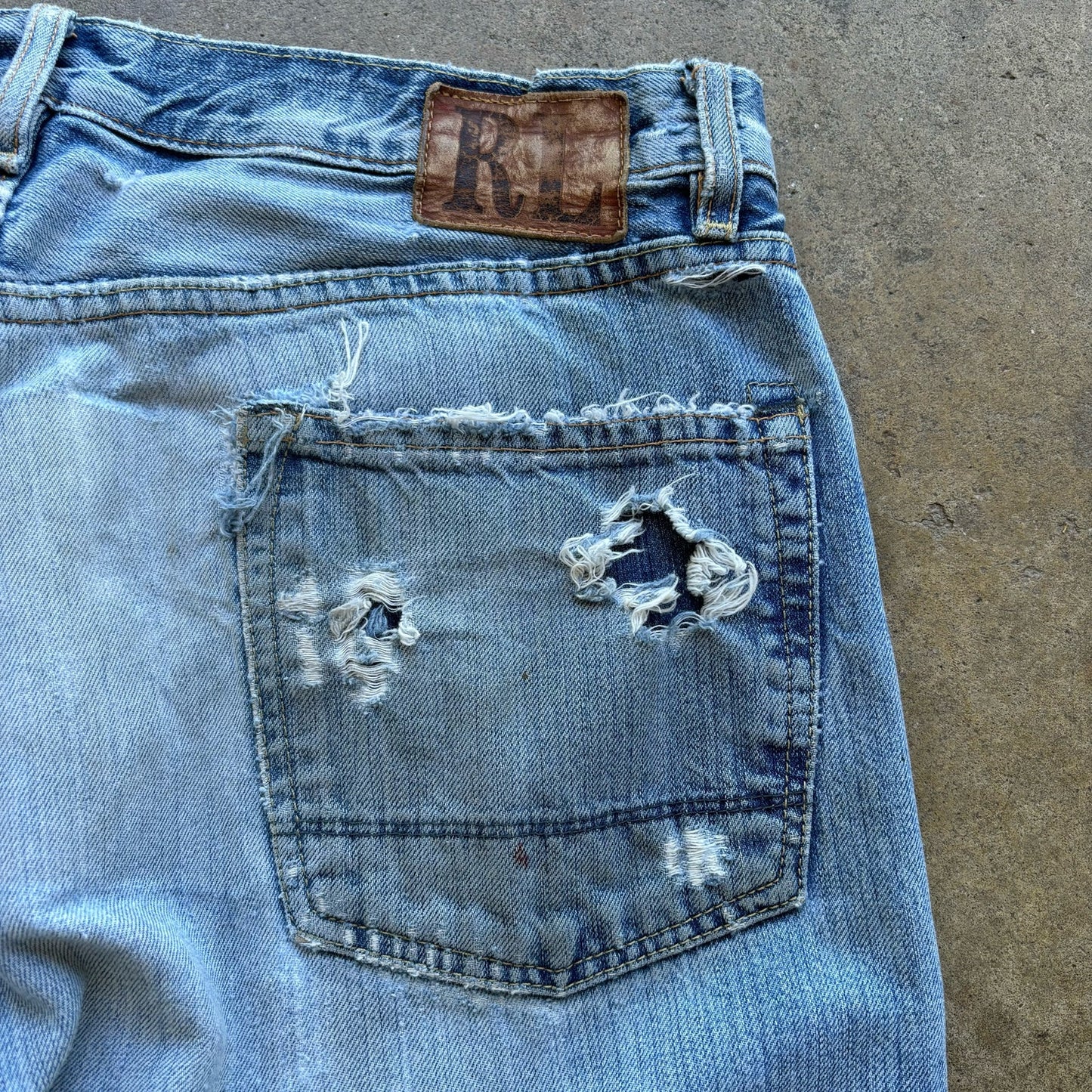 Vintage 90's Ralph Lauren Distressed light was jeans size 34x32