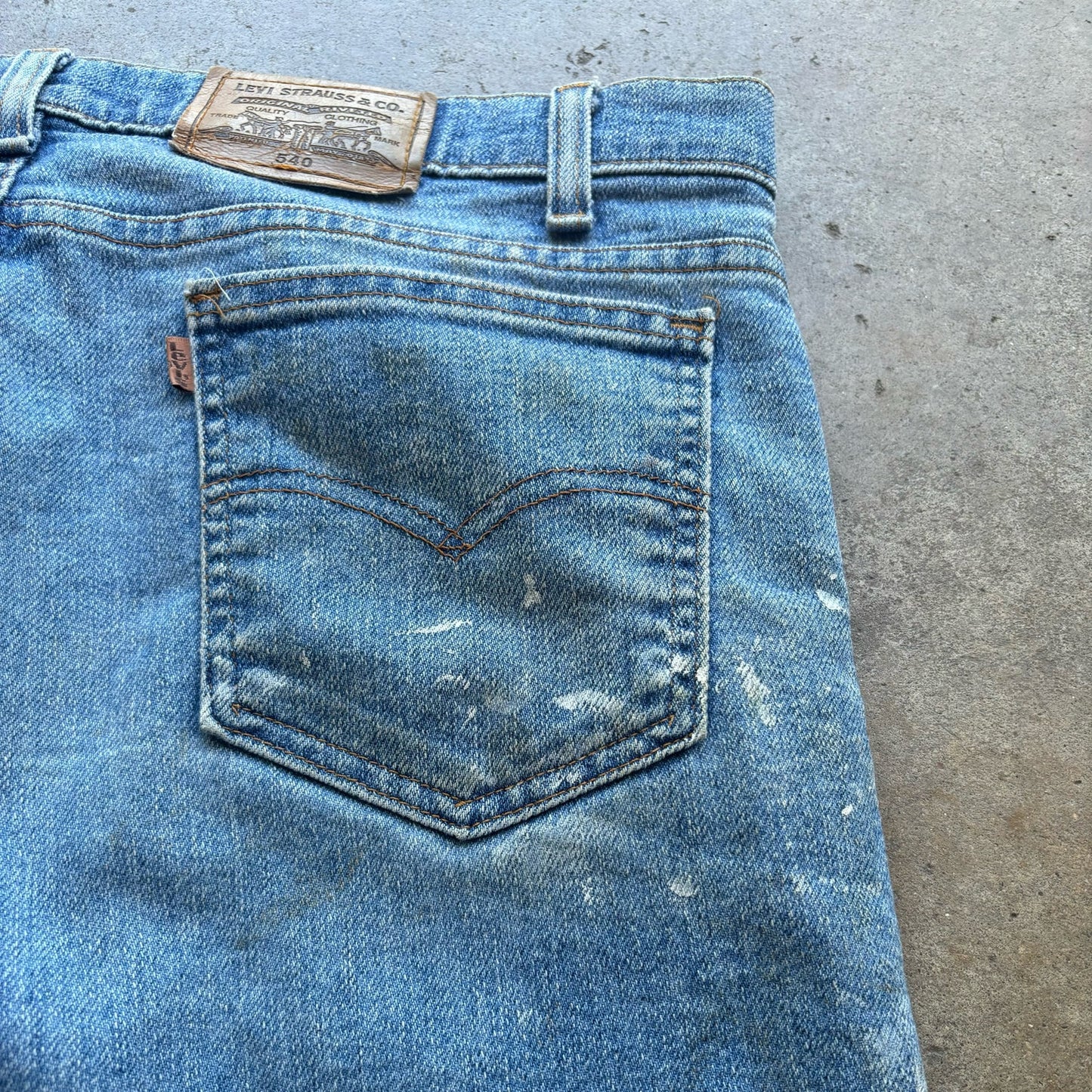 Vintage 90's Levi's 540 Paint splattered Jeans Size 36x29