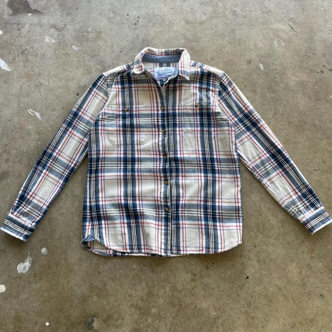 Vintage White and blue Trailwear Flannel button up Size Large