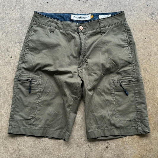 Men's Green outdoor shorts Size 30