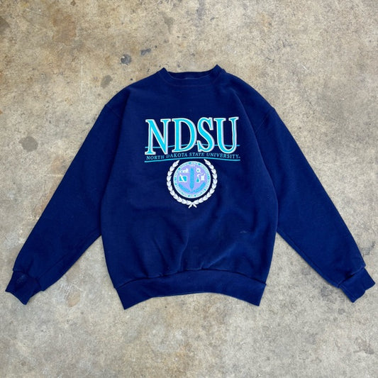 Men’s Vintage 90s NDSU Crewneck size XL