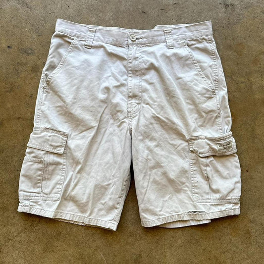 Men's Vintage 90's White Wrangler Cargo Shorts Size 36