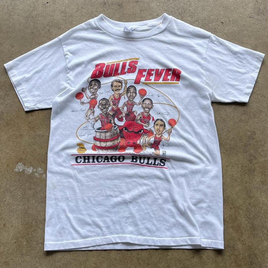 Vintage rare 90’s Chicago Bulls 1989 Bulls Fever single stitch Tshirt Size Large fits more like a medium though