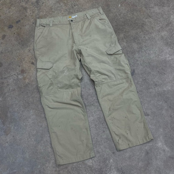 Men’s Carhartt cargo double knee pants size 42x30