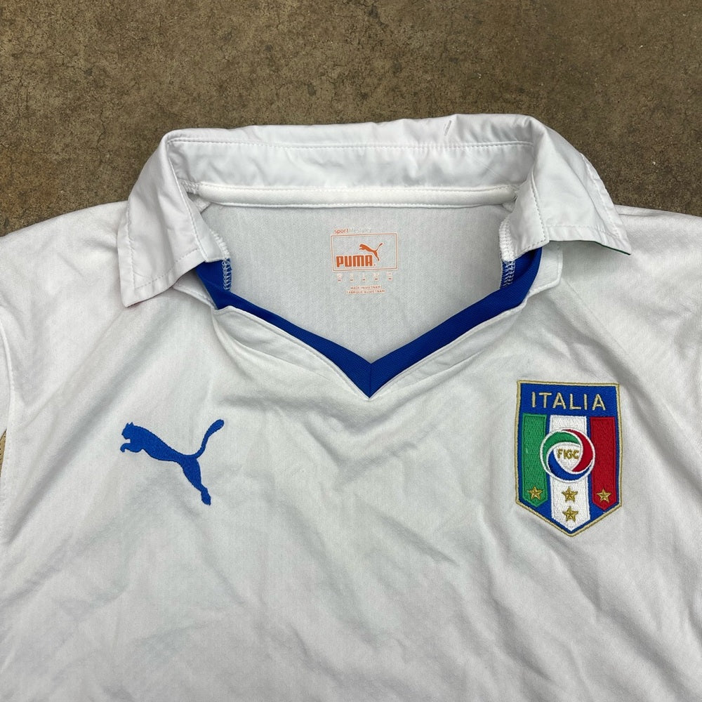 Men’s 2010-2011 Italia jersey style shirt size medium