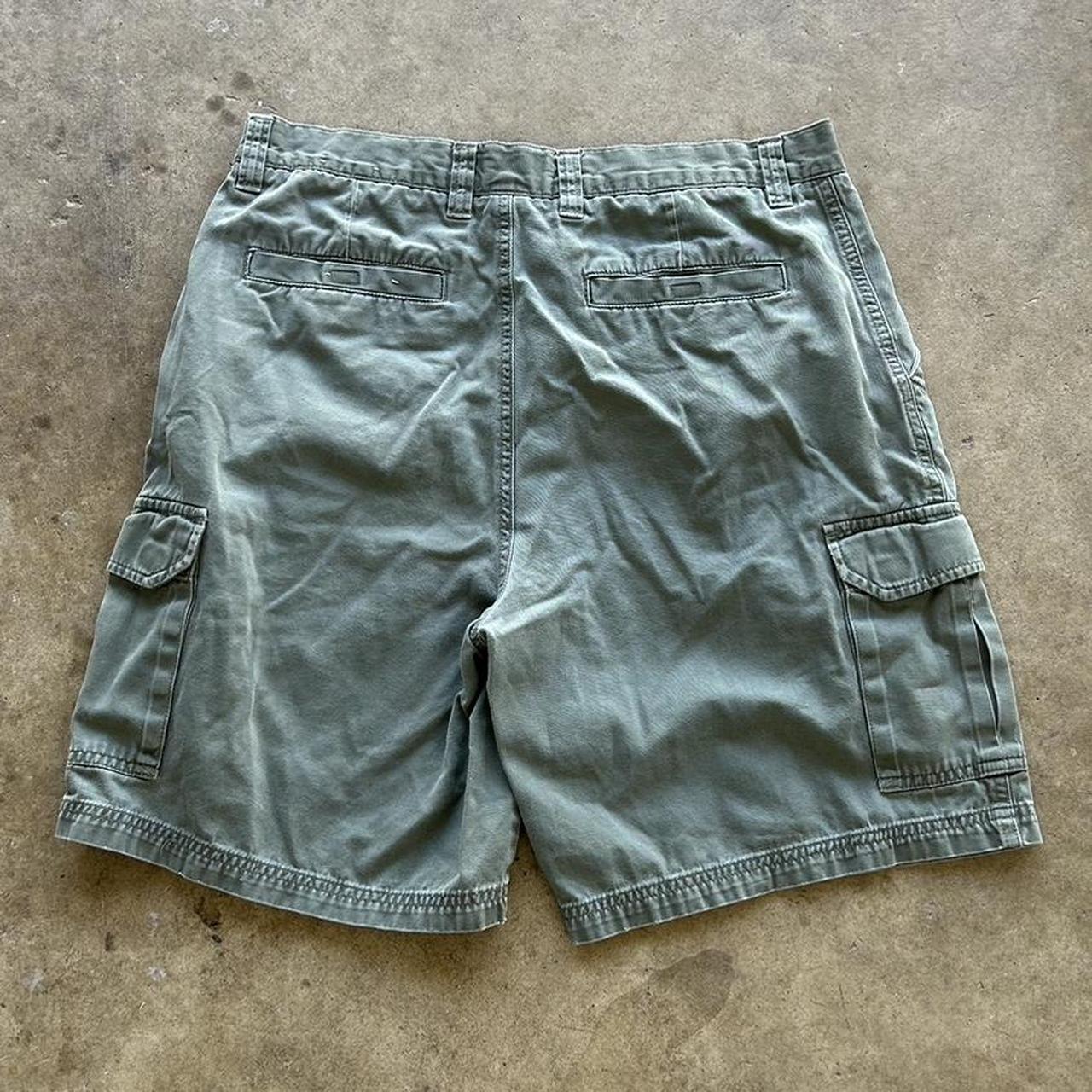 Craft and Barrow green cargo shorts size 34