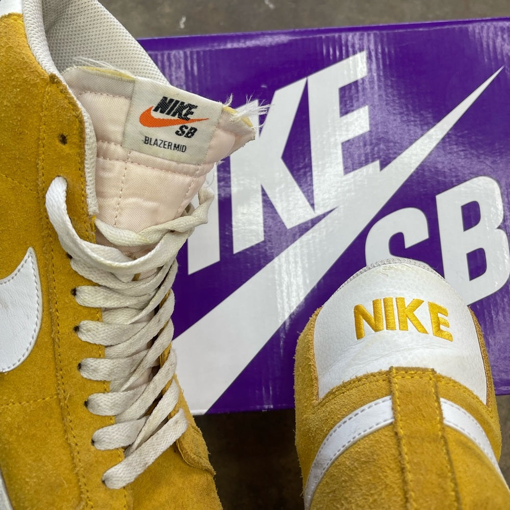 Men’s Nike SB Blazer mid yellow/white size 11