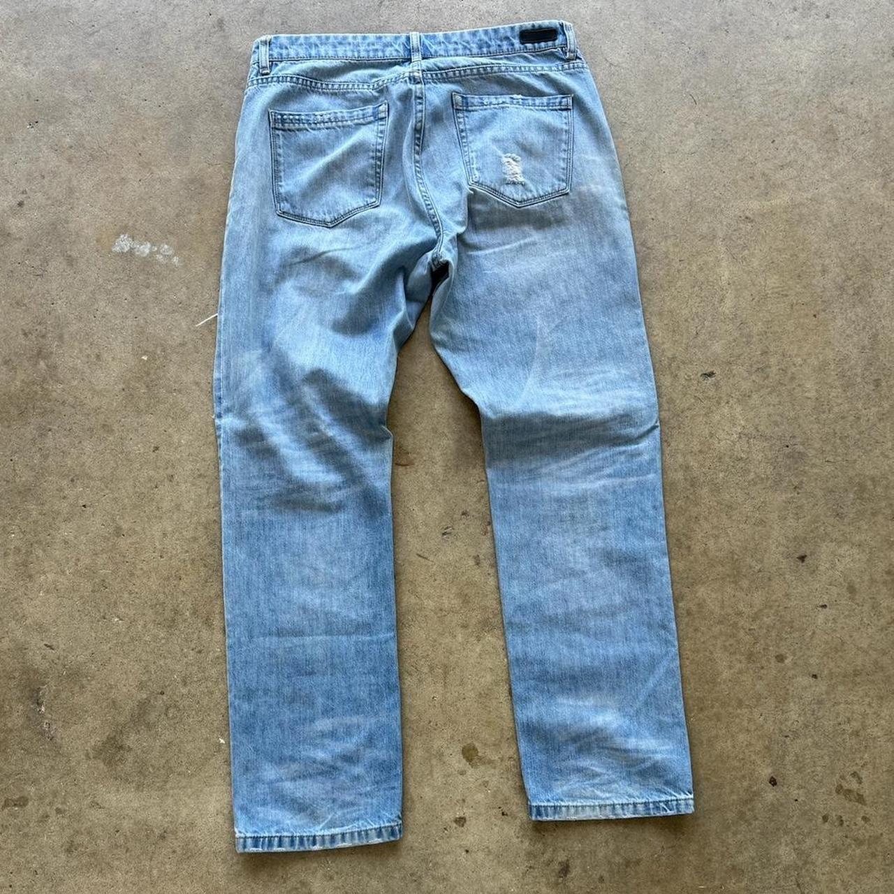 Blank NYC Designer Distressed jeans Waist measures to 17.5'