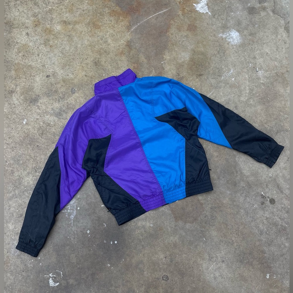 Vintage early 90s Nike windbreaker Size Small