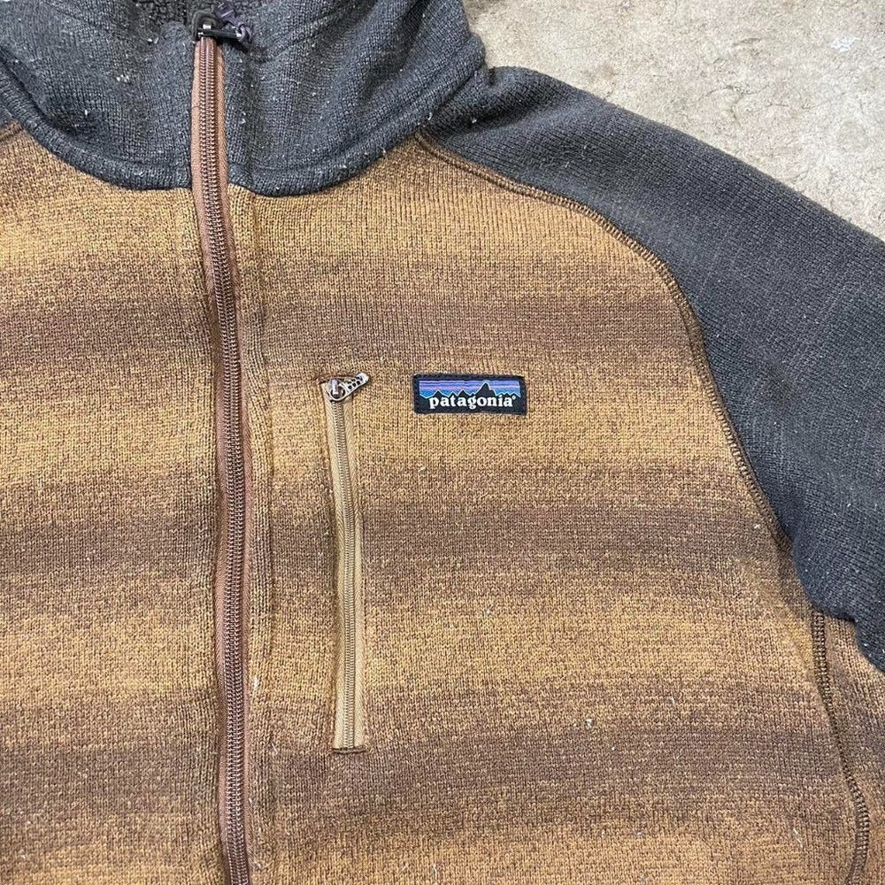 2000s Patagonia Tiba Stripe Better sweater Zip up hoodie some tough love on this