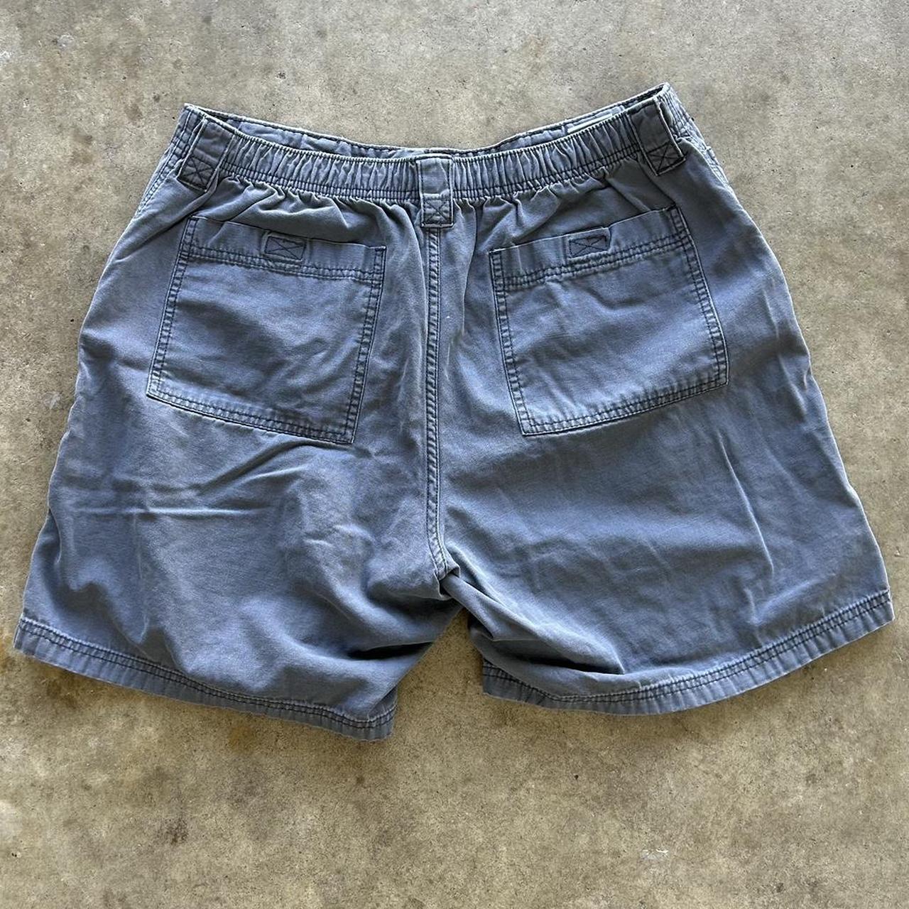 Vintage wrangler front pocket cargo shorts size 36