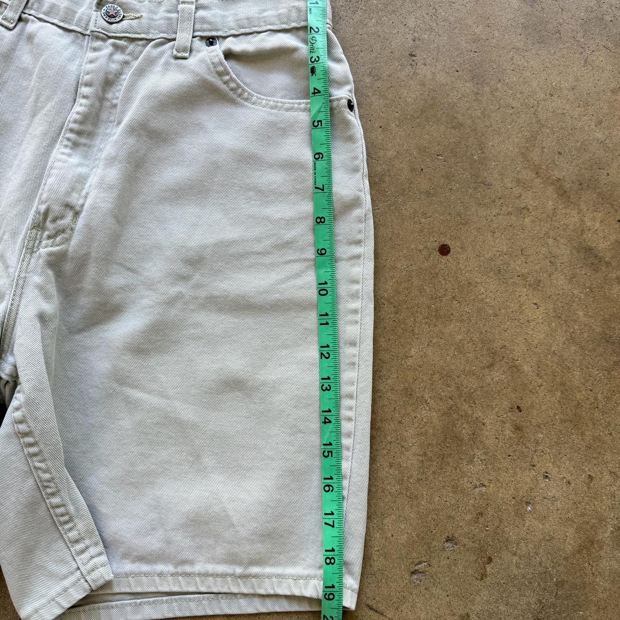 Faded Glory Y2K Cream shorts Size 28