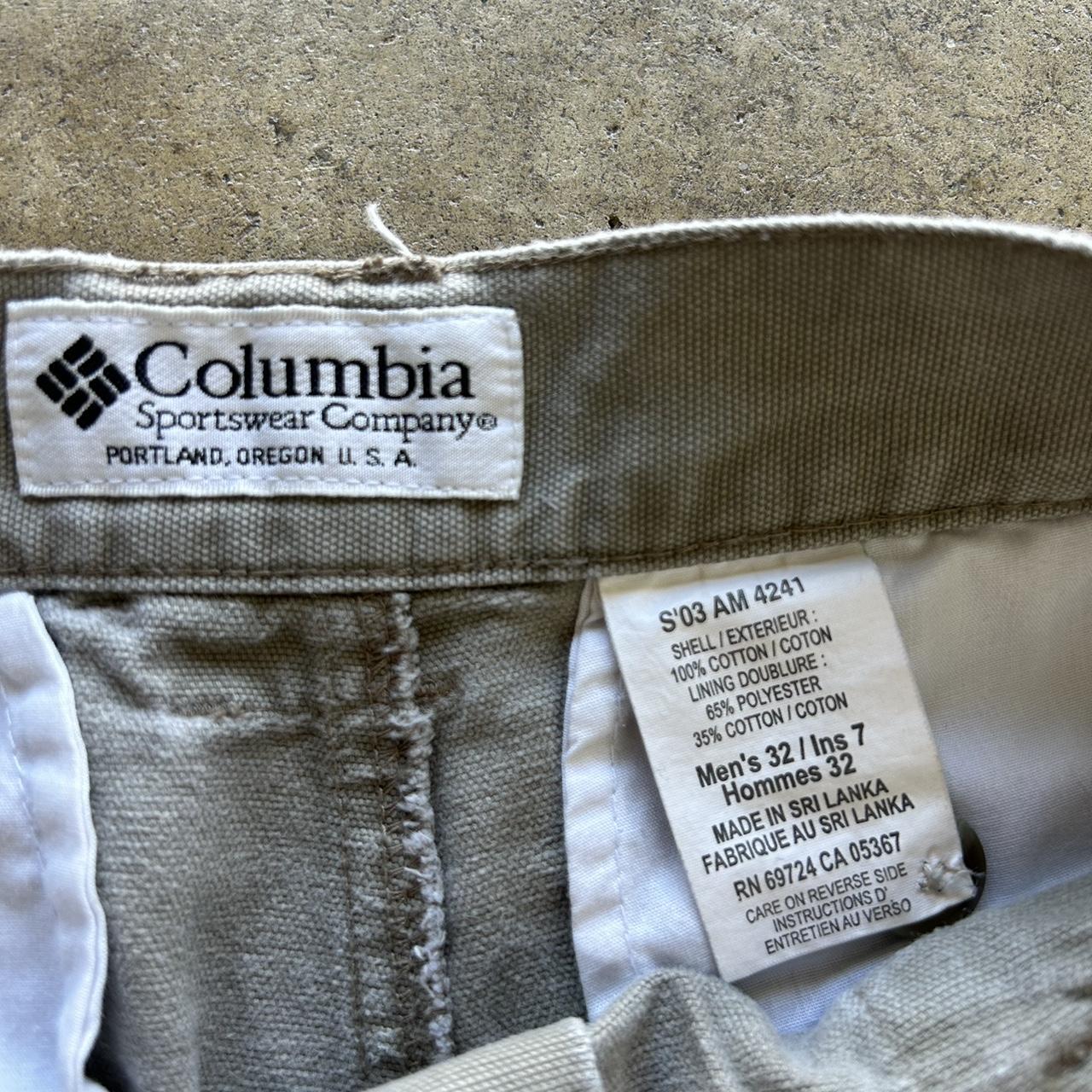 Men's Columbia Outdoor cargo shorts Size 32