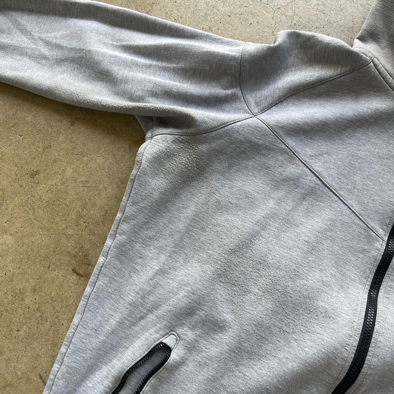 Grey Nike tech hoodie  With blue strings Size XL