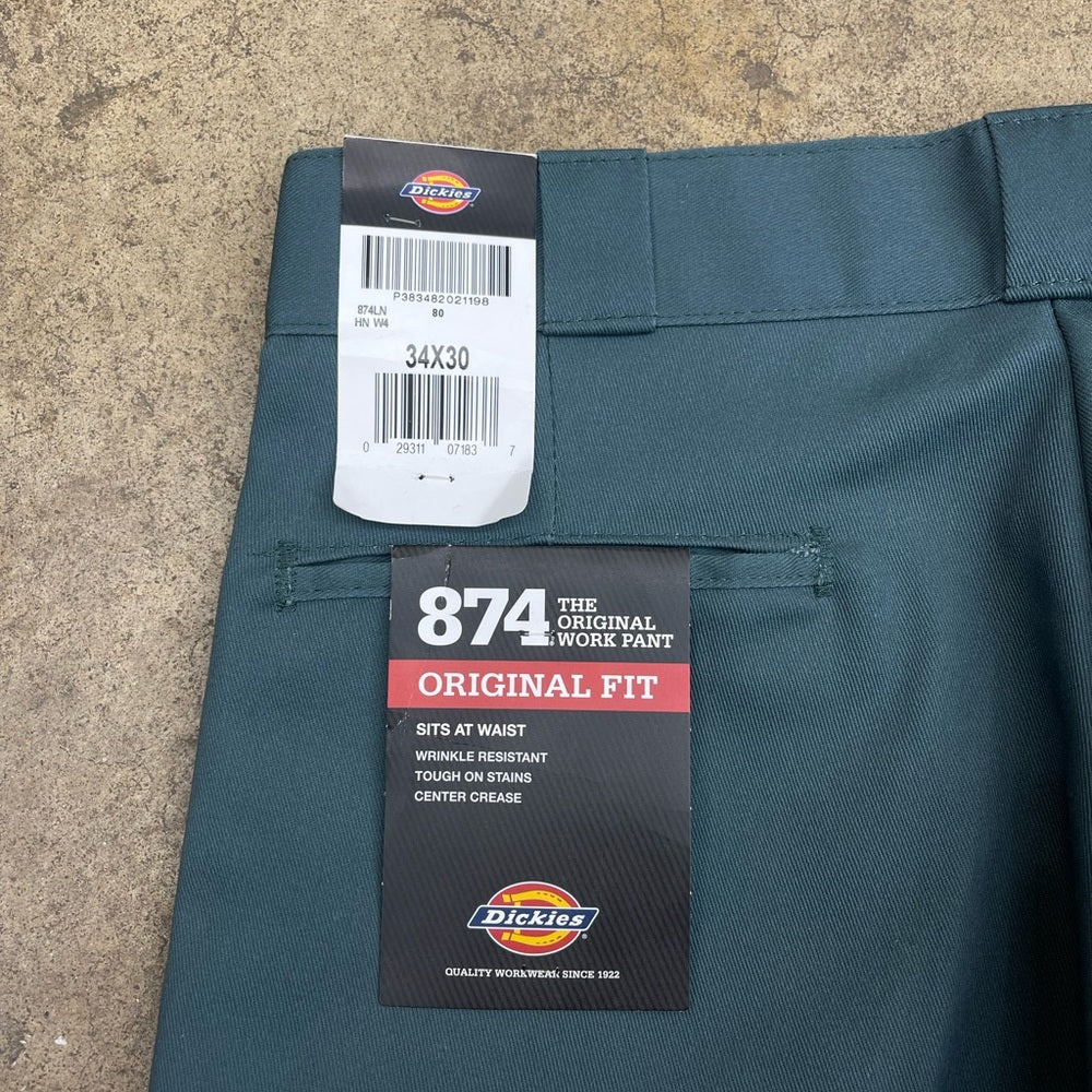 Men’s brand new burgundy dickies 874 chino pants